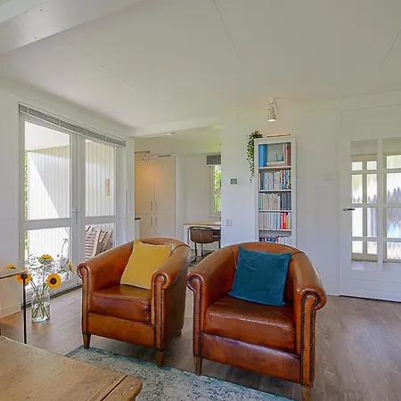 Holiday home Zeevogel - Aan Zee Julianadorp