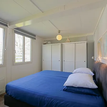 Holiday home Zeevogel - Aan Zee *